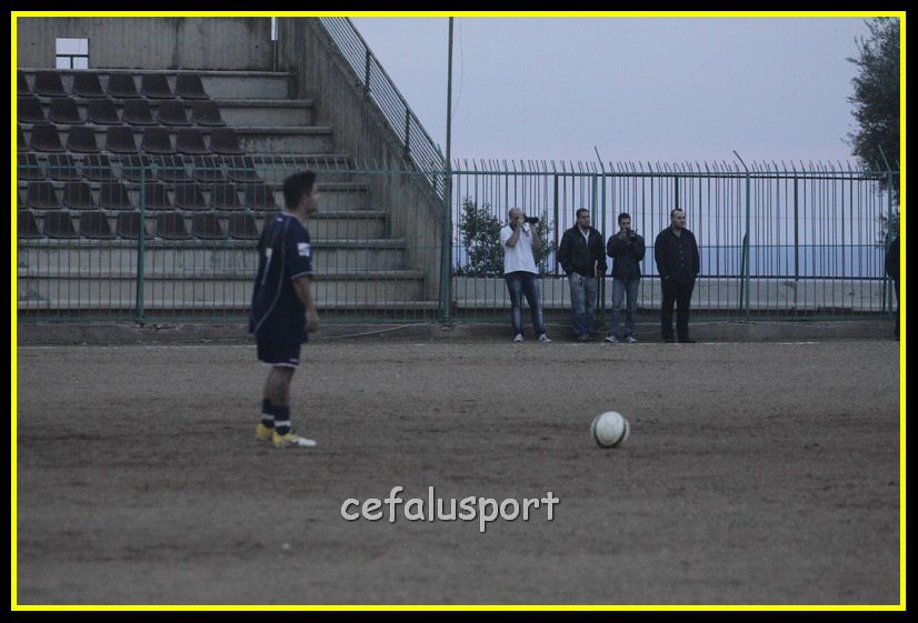 121110 sport2 280_tn.jpg
